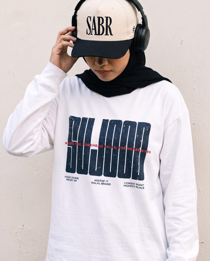 Sujood for the Heart white long sleeve front print in close detail